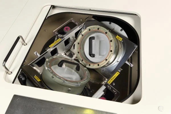 Representative family view: Inside the SK-10000 planetary centrifugal mixer showing the cup holders