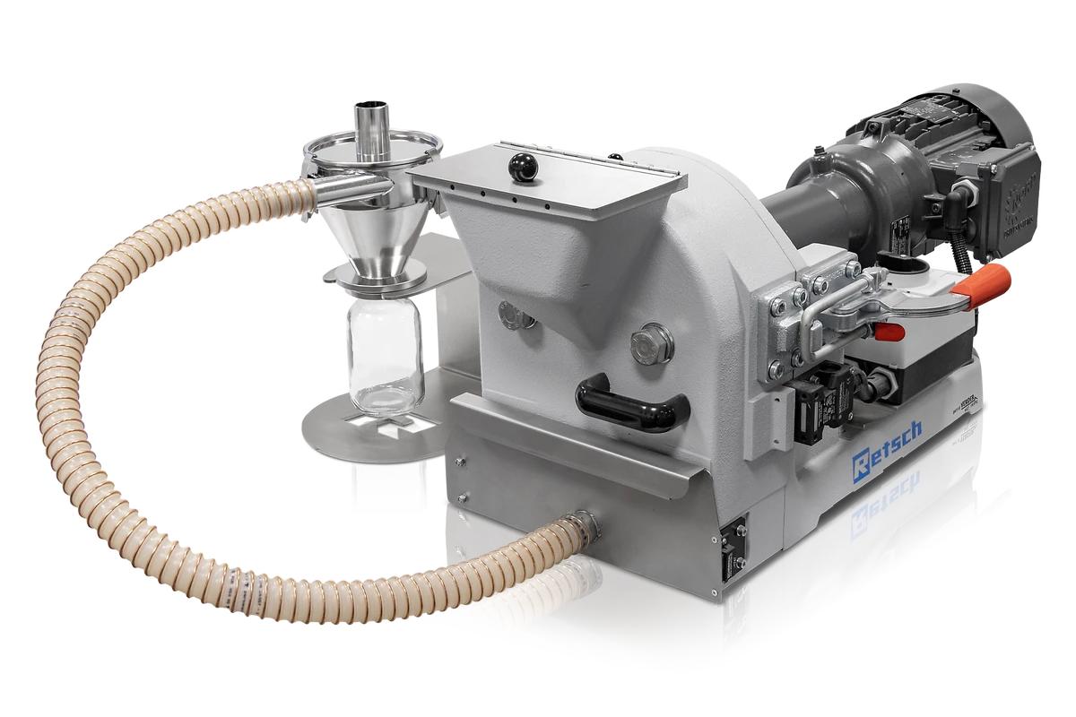 DM 200 disc mill with cyclone and collecting vessel