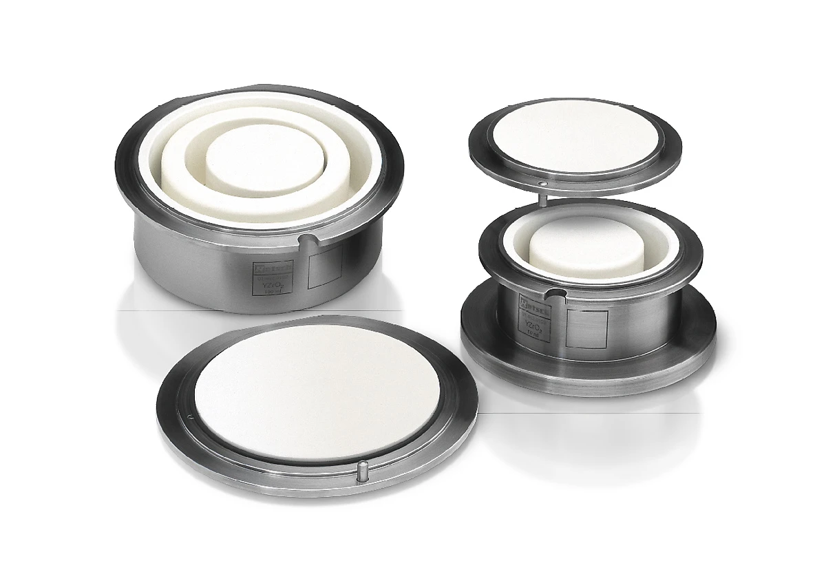 RS 200 grinding sets in different materials