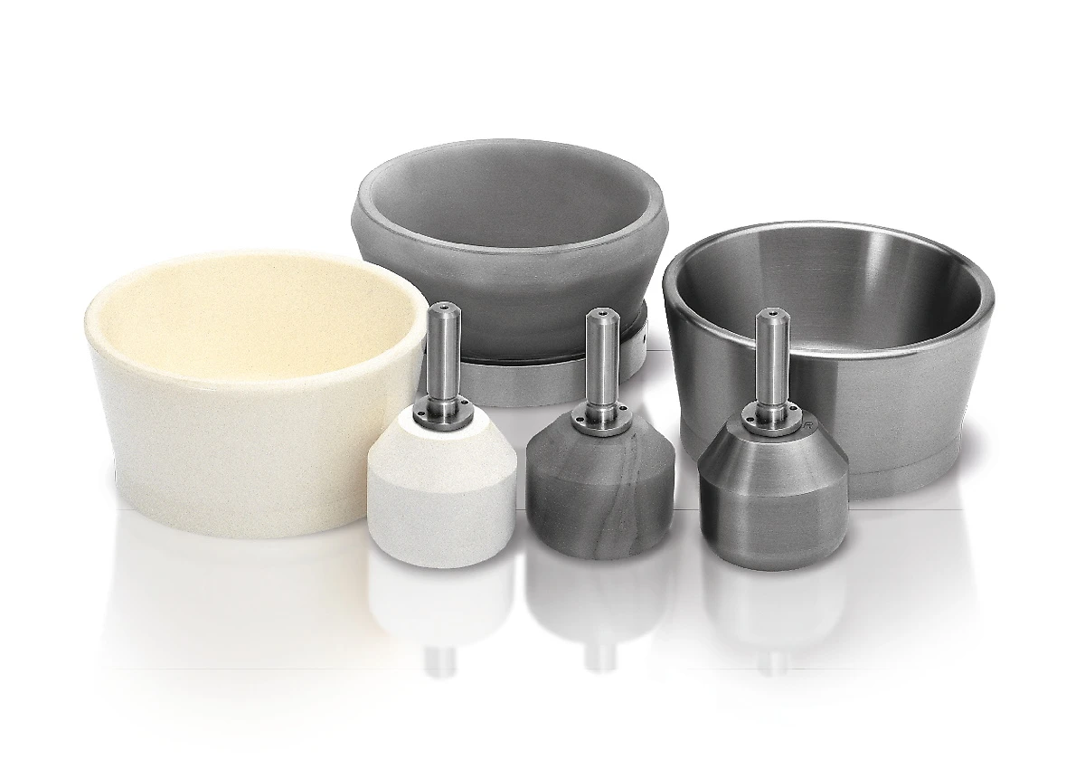 RM 200 mortars and pestles in different materials